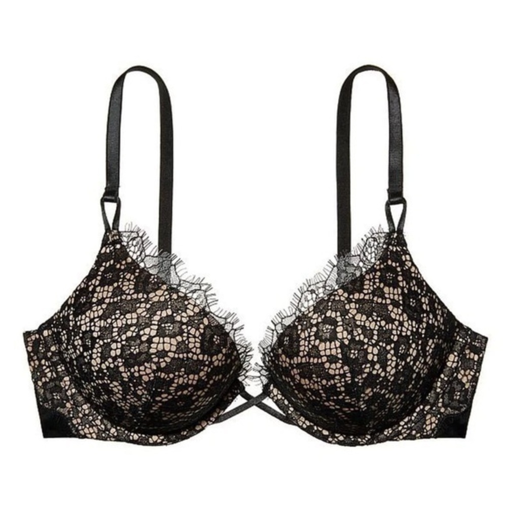 Victoria's Secret Black Lace Bombshell Plunge Bra, 34B